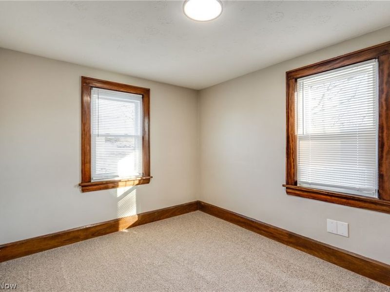 1835 Thornapple Avenue , Akron, OH 44301 Photo 29