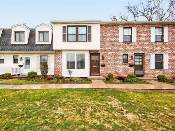 609 French Road, Rochester, NY 14618