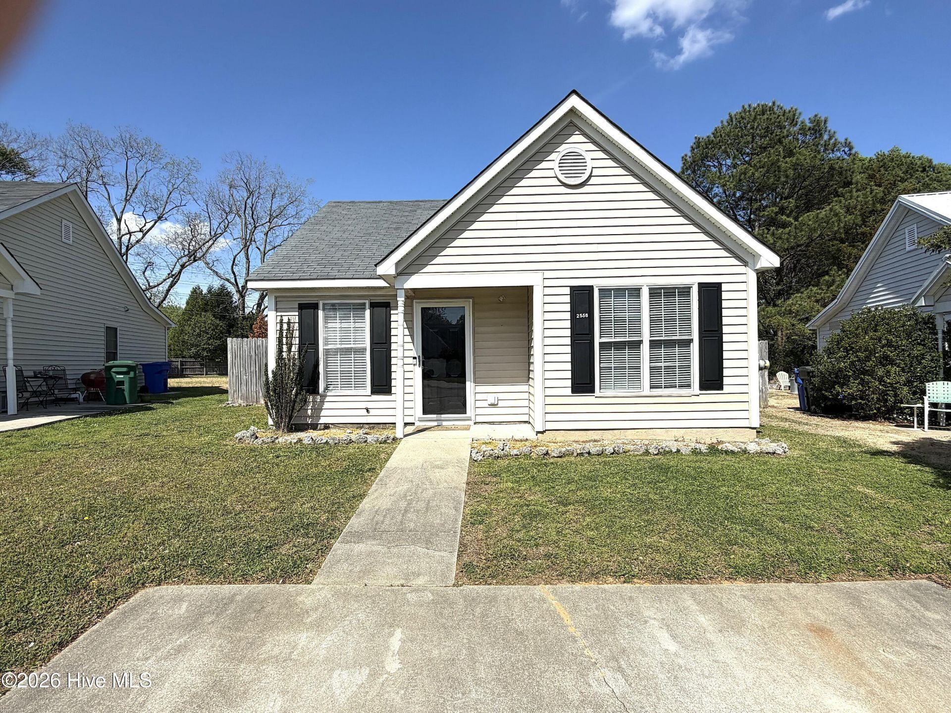 2556 Pond Drive N, Wilson, NC 27896 Main Photo