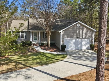 35 New Bedford Circle, Unit 9, Pinehurst, NC 28374