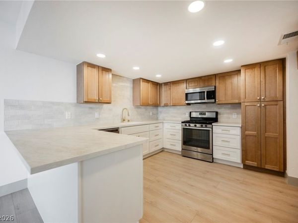 3543 Haverhill Street, Las Vegas, NV 89121