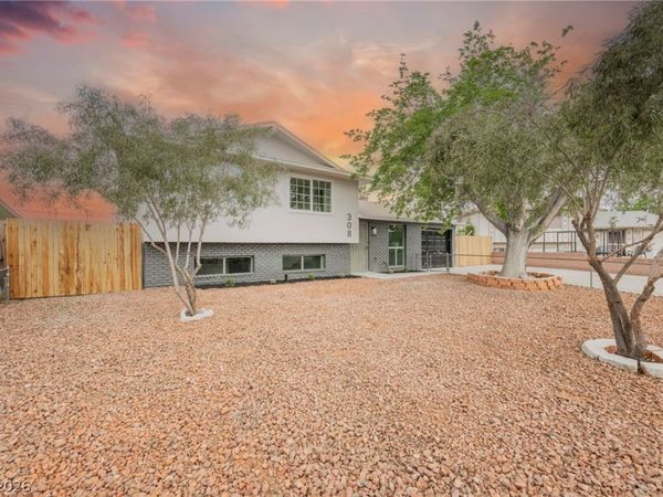 308 Duke Circle, Las Vegas, NV 89107