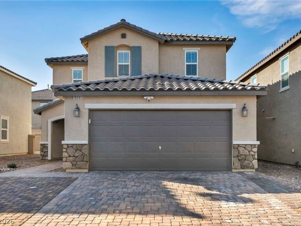 10283 Massachusetts Lane, Las Vegas, NV 89141