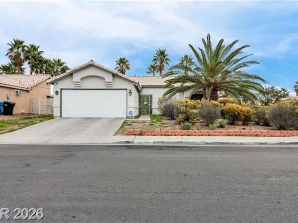 5102 Del Shannon Street, North Las Vegas, NV 89031