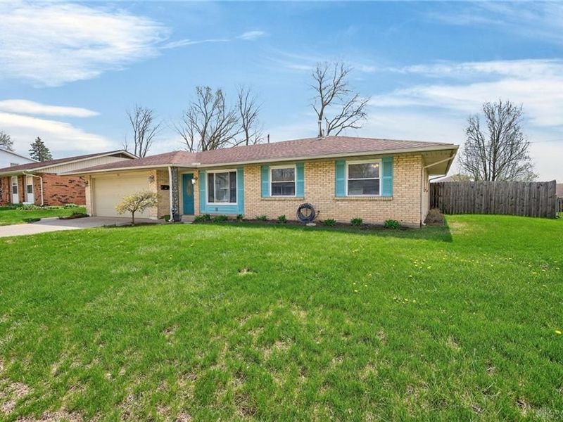 312 Applehill Drive, West Carrollton, OH 45449 Photo 2