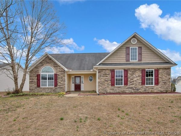 505 Collinwood Drive, Raeford, NC 28376