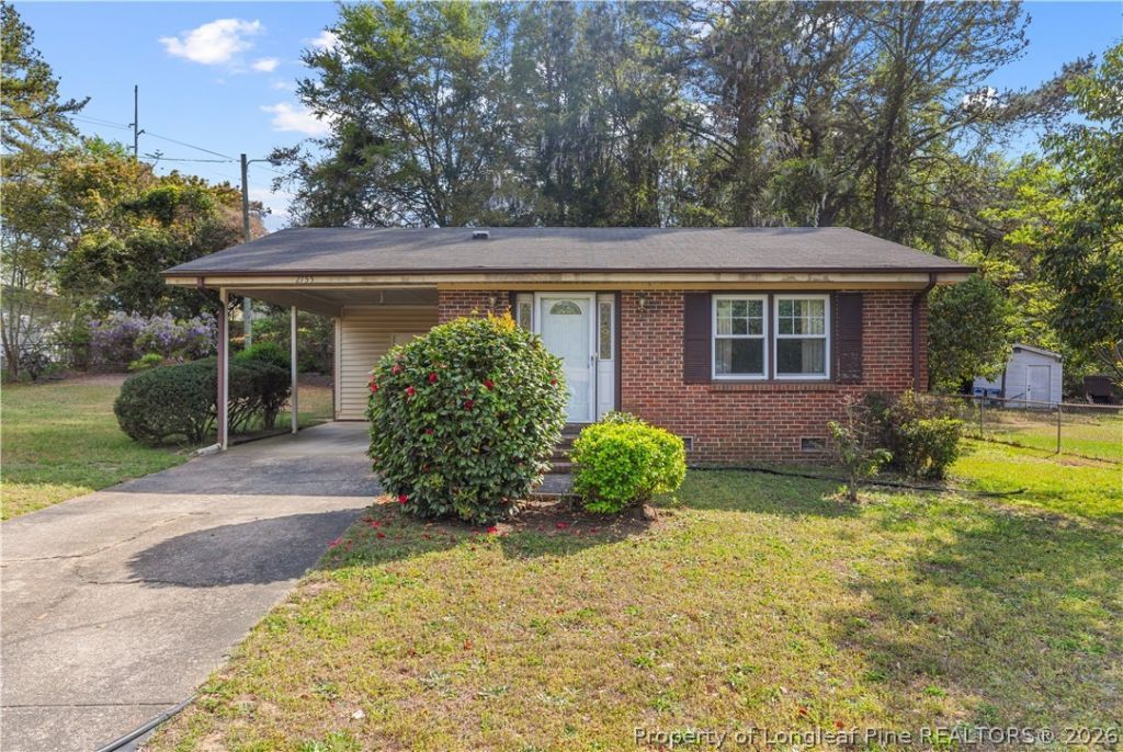 2755 Coronada Parkway, Fayetteville, NC 28306 Main Photo