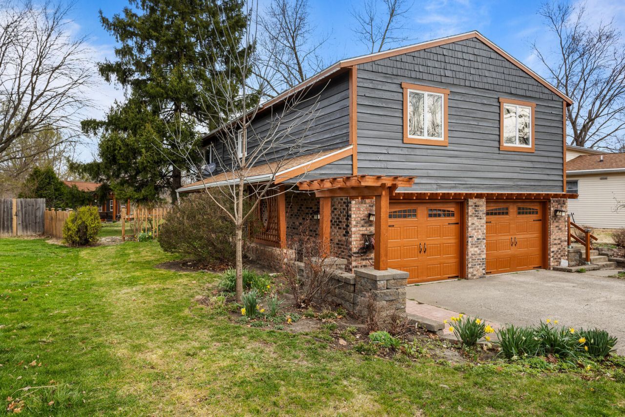 2506 Brett Drive, Champaign, IL 61821 Main Photo