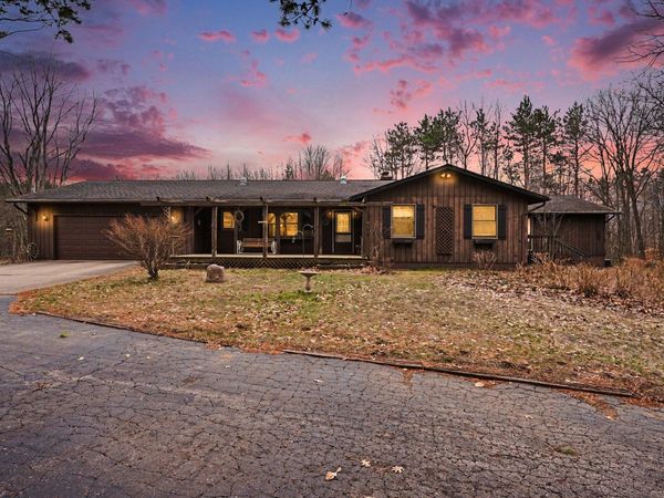 7337 E Sternberg Road, Nunica, MI 49448