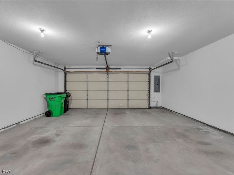 23219 Bennington Circle , Euclid, OH 44123 Photo 24