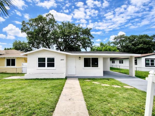 2840 NW 8th St , Fort Lauderdale, FL 33311