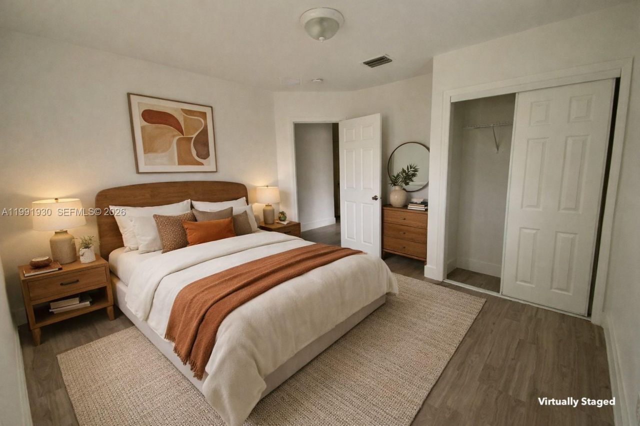 2840 NW 8th St , Fort Lauderdale, FL 33311 Photo