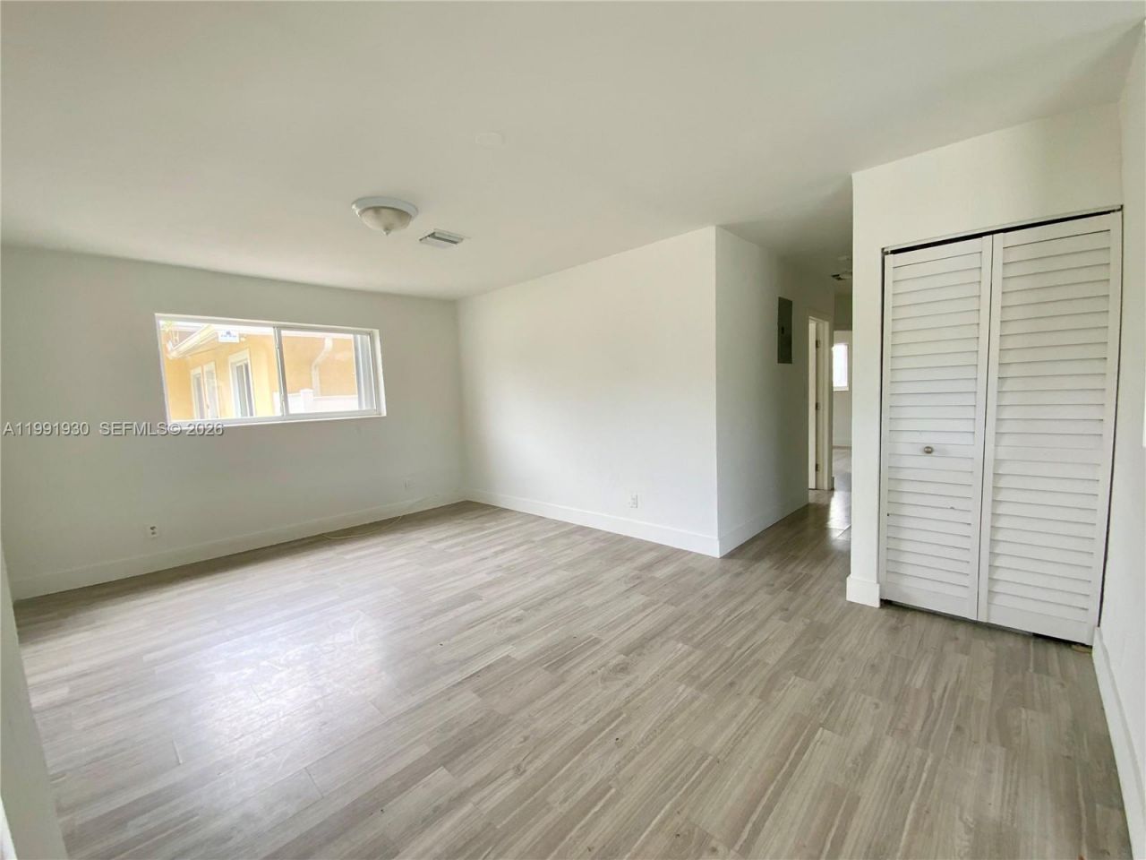 2840 NW 8th St , Fort Lauderdale, FL 33311 Photo