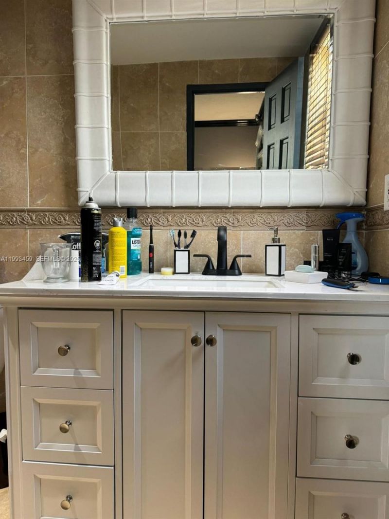 3801 S Ocean Dr, Unit 4P, Hollywood, FL 33019 Photo