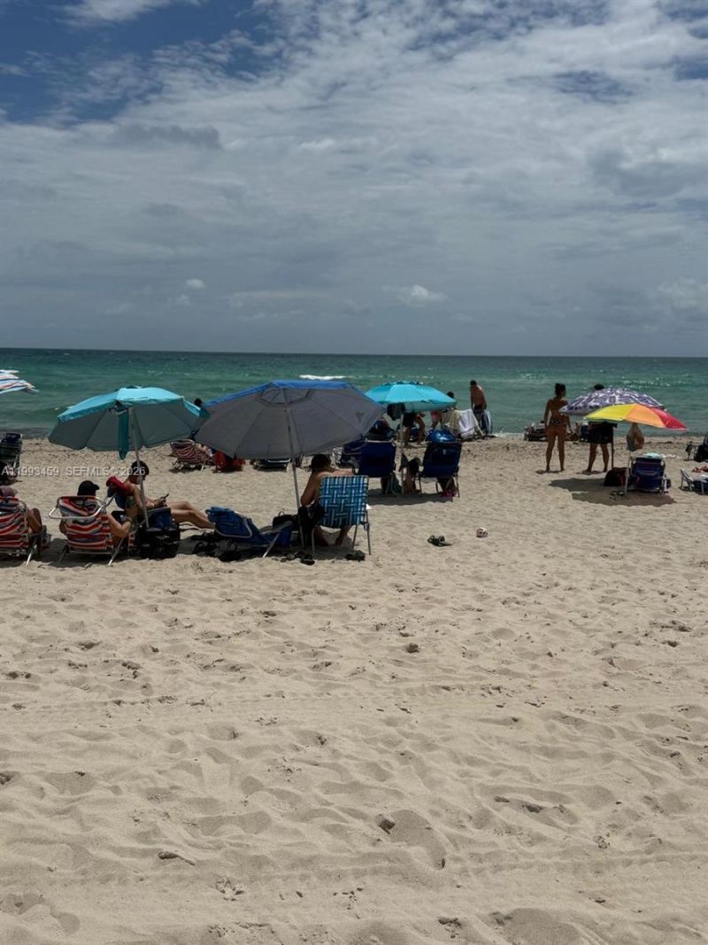 3801 S Ocean Dr, Unit 4P, Hollywood, FL 33019 Photo