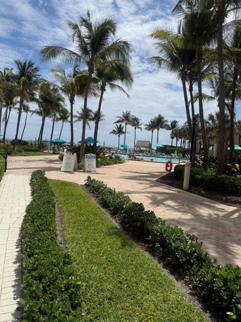 3801 S Ocean Dr, Unit 4P, Hollywood, FL 33019 Photo