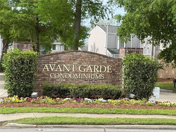 77 AVANT GARDE Circle, Unit 77, Kenner, LA 70065