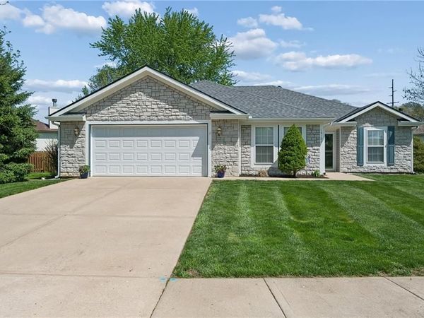 16100 NW 135th Street, Platte City, MO 64079