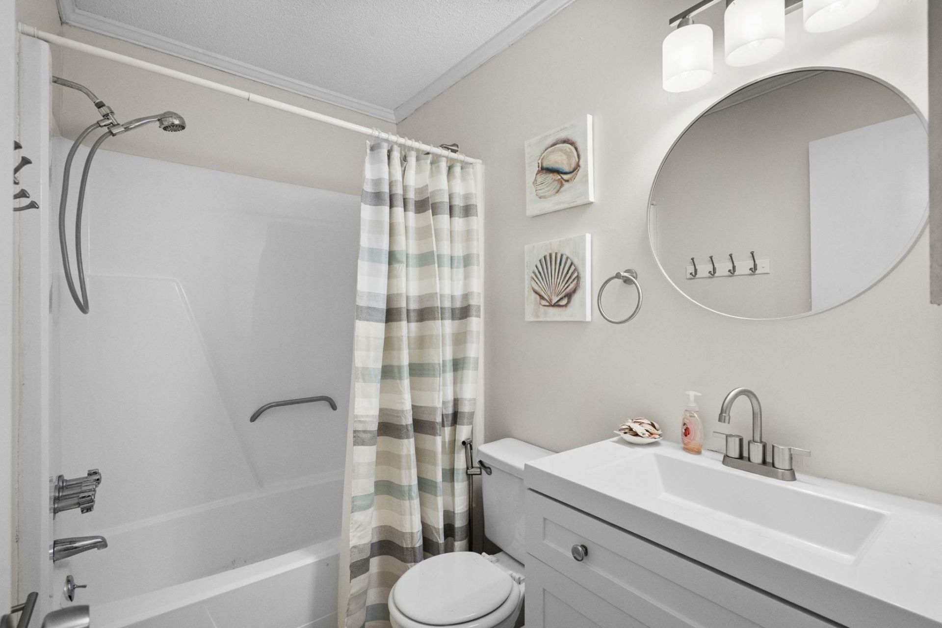 6001 N Ocean Blvd.  Photo 23