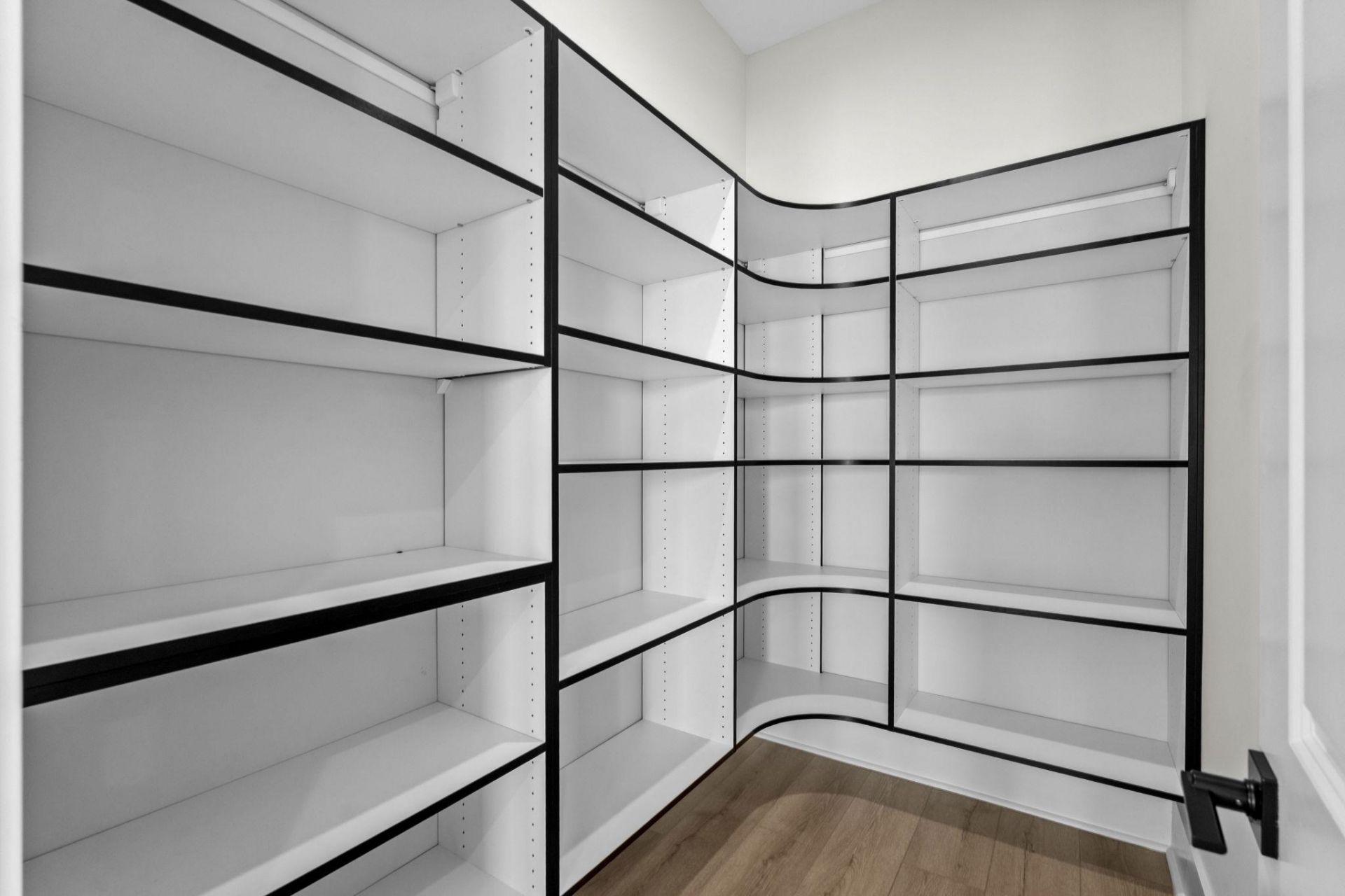 684 Waterbridge Blvd.  Photo 13