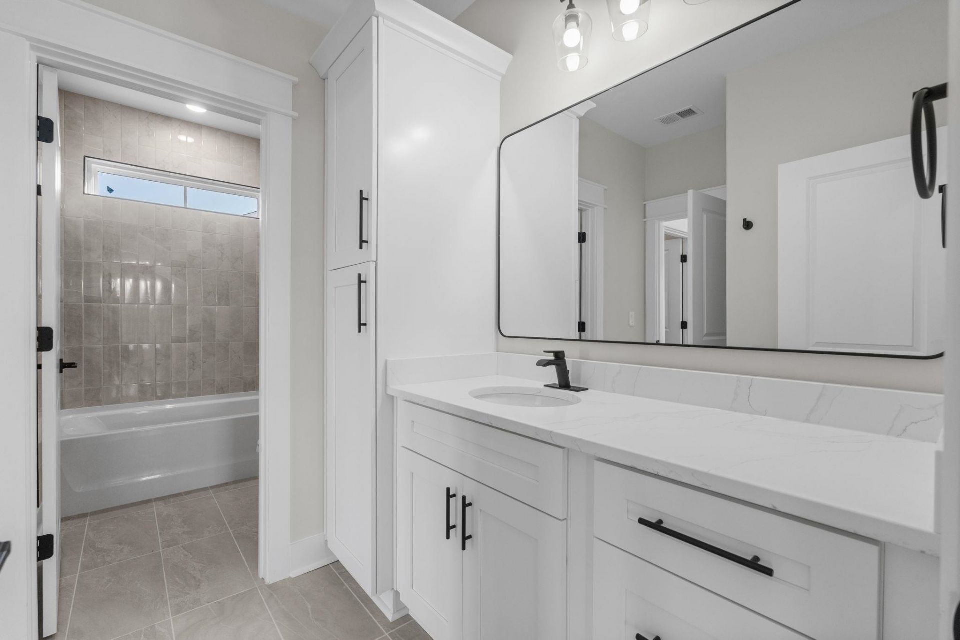 684 Waterbridge Blvd.  Photo 26