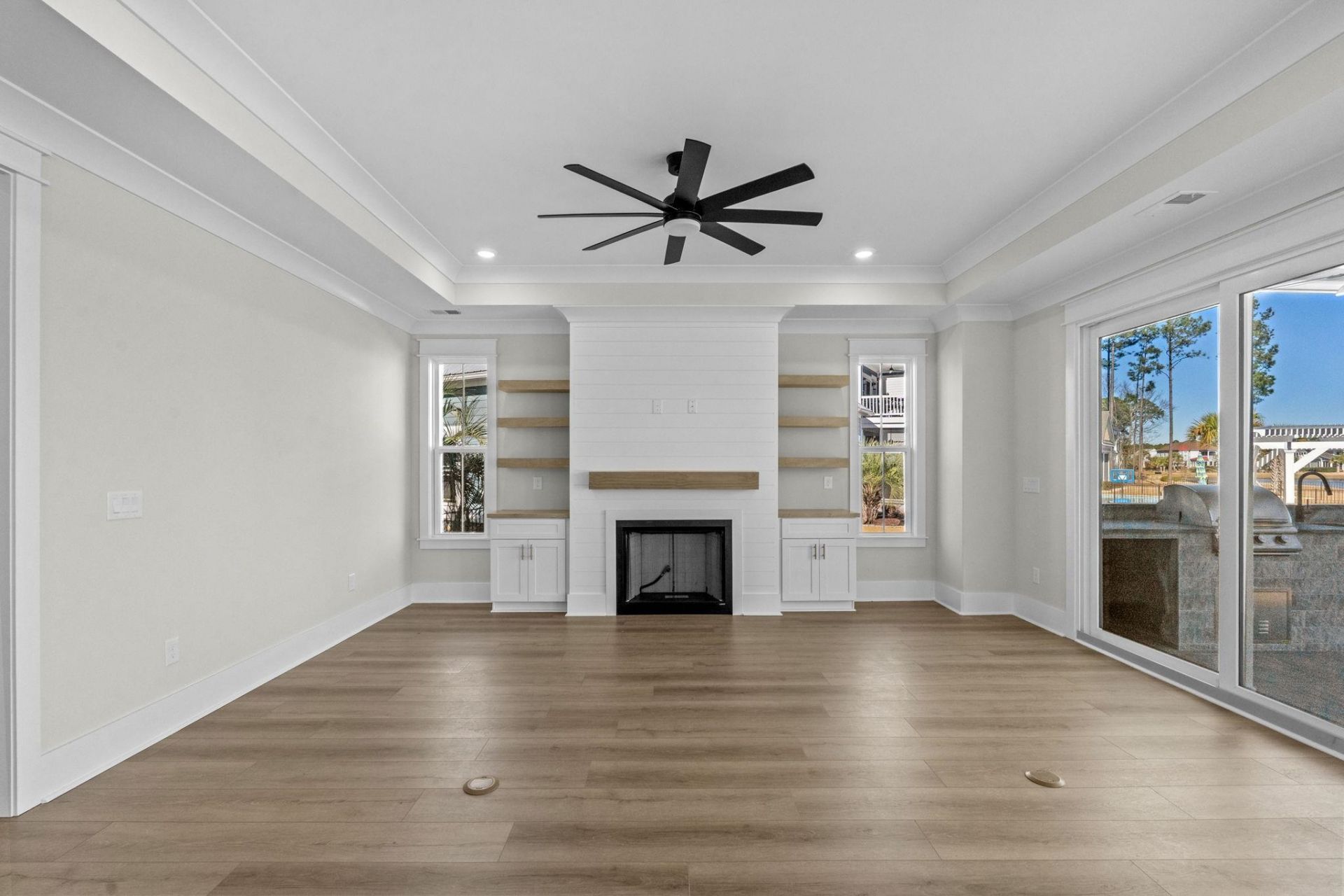 684 Waterbridge Blvd.  Photo 9