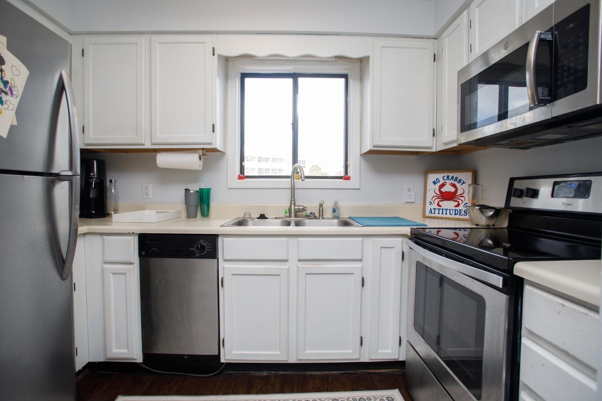 305 Hillside Dr. N Photo 11