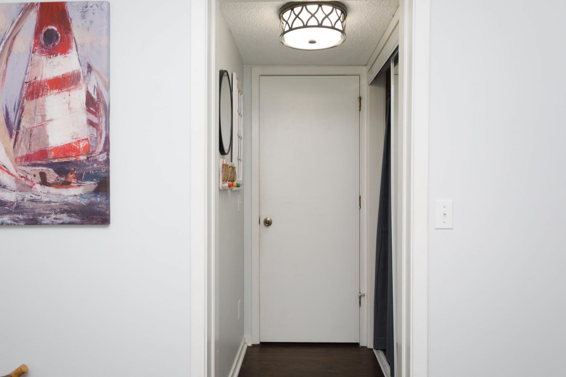 305 Hillside Dr. N Photo 18