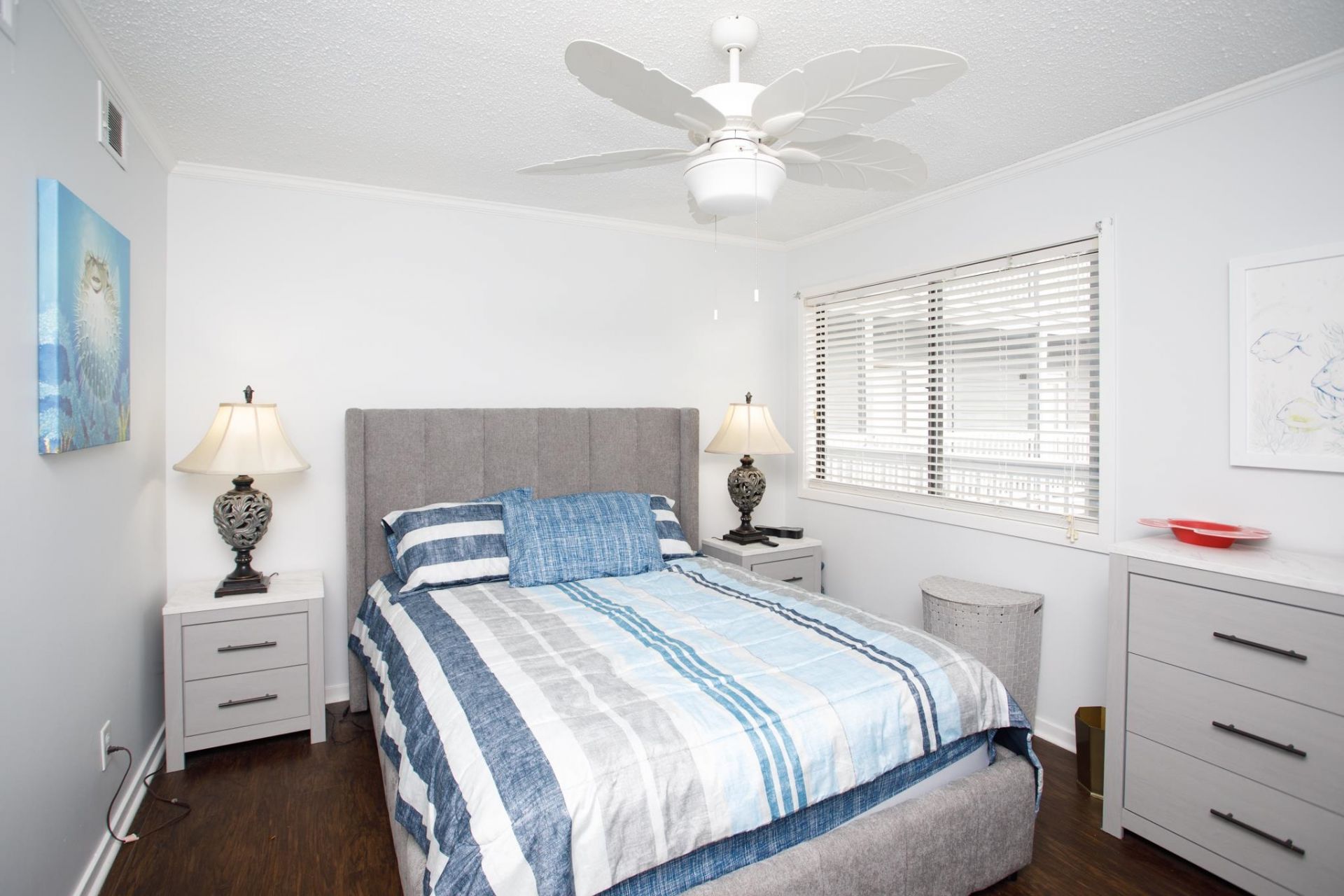 305 Hillside Dr. N Photo 19