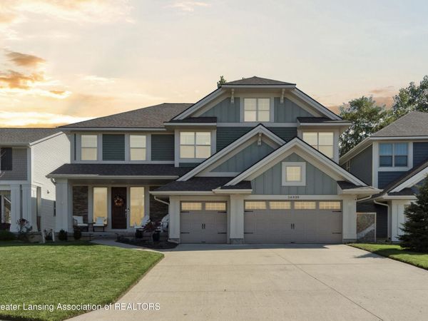 16939 Willowbrook Drive, Haslett, MI 48840