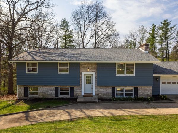 25 Angela Drive , Athens, OH 45701