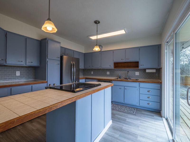 25 Angela Drive , Athens, OH 45701 Photo 14