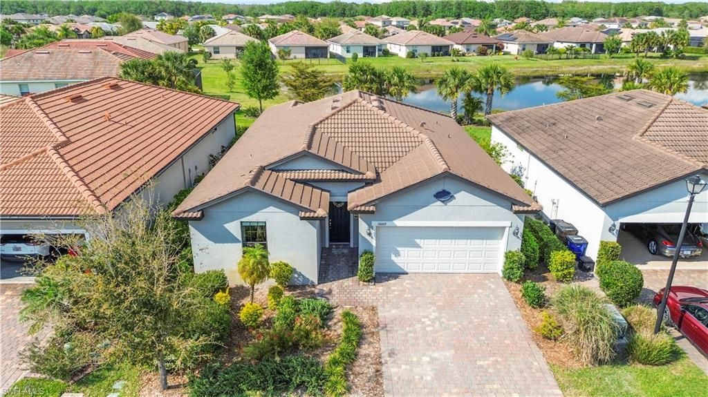 16009 Palmetto Prairie Dr, Alva, FL 33920 Main Photo
