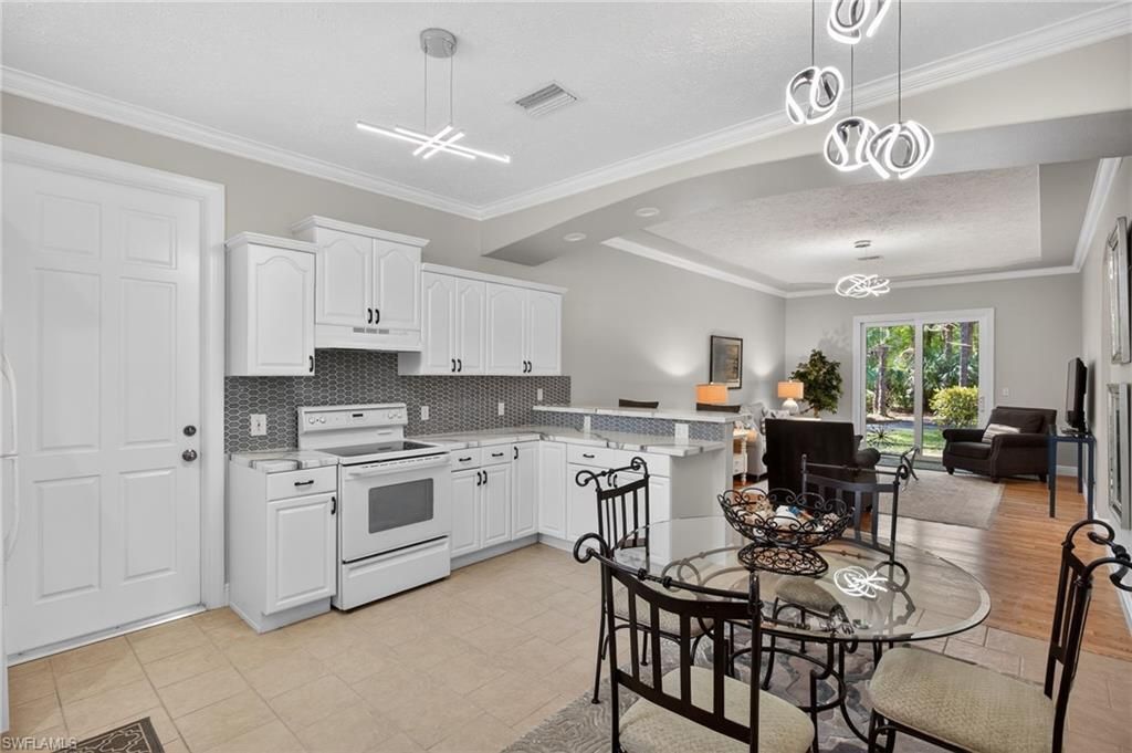 4075 1st Ave Sw, Naples, FL 34119 Photo
