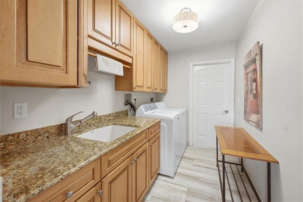 9874 Campbell Cir, Naples, FL 34109 Photo