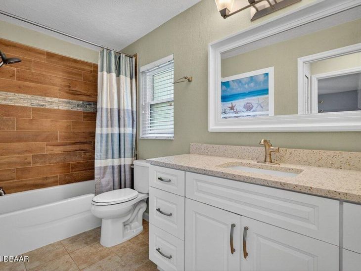105 Colleen Drive, Daytona Beach, FL 32119