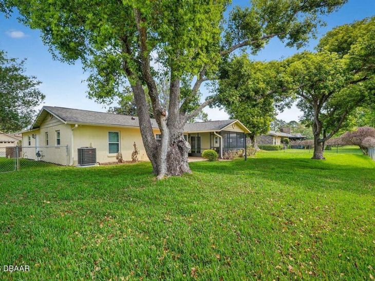 105 Colleen Drive, Daytona Beach, FL 32119