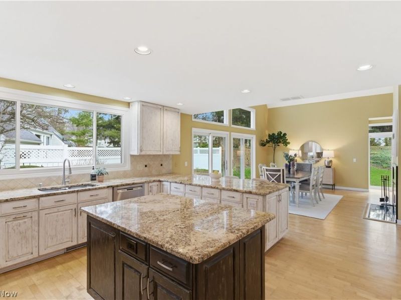 985 Goldenrod Trail , Aurora, OH 44202 Photo 7