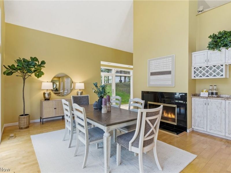 985 Goldenrod Trail , Aurora, OH 44202 Photo 9