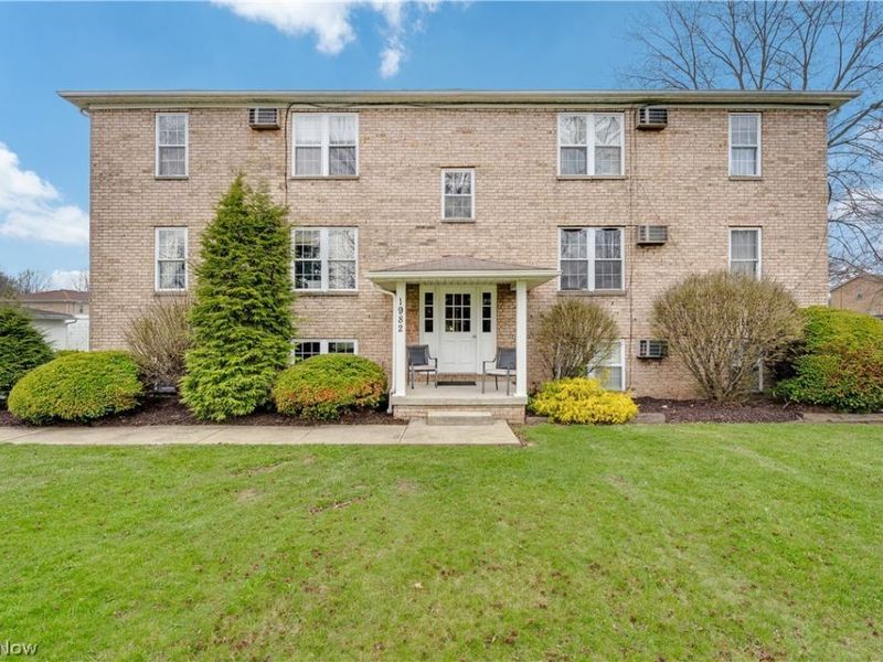 1982 Mathews Road , Poland, OH 44514 Photo 1