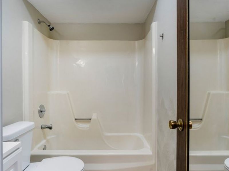 1982 Mathews Road , Poland, OH 44514 Photo 17