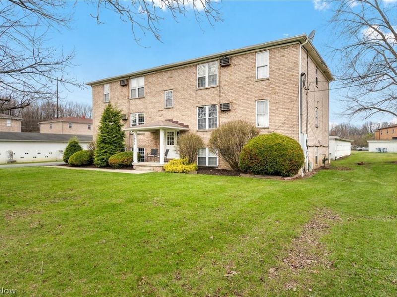 1982 Mathews Road , Poland, OH 44514 Photo 2