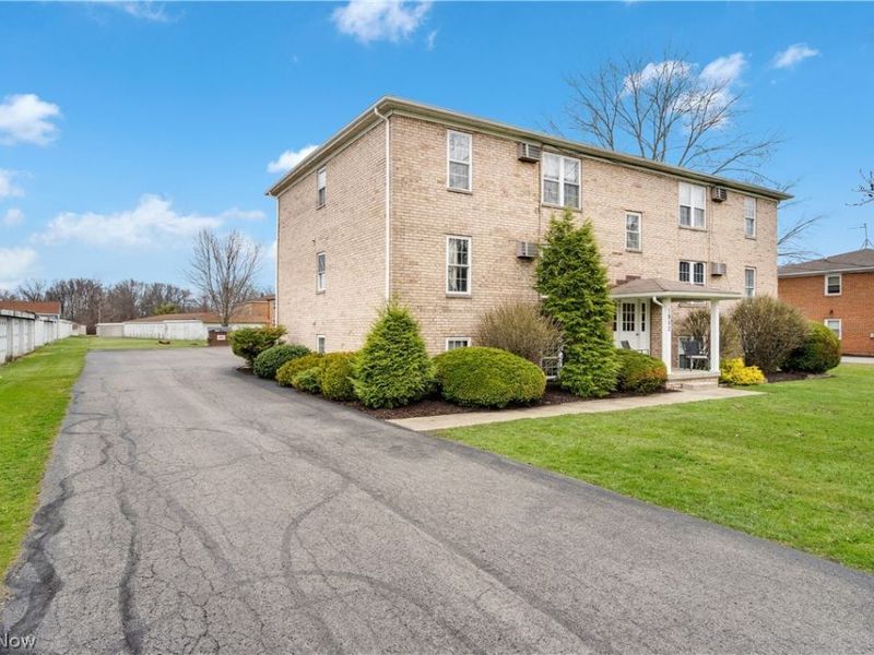 1982 Mathews Road , Poland, OH 44514 Photo 4