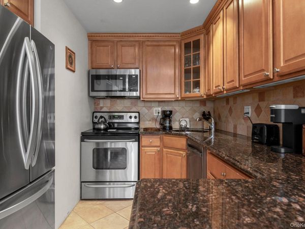 162-11 9th Avenue , Unit 2D, Beechhurst, NY 11357