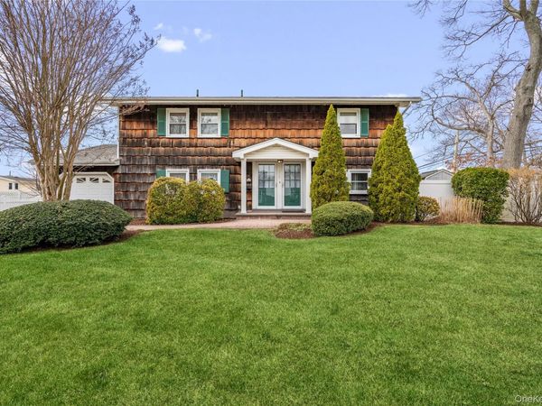 226 W 18th Street , Deer Park, NY 11729