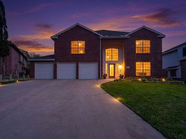 7005 Livingston Drive, Denton, TX 76210