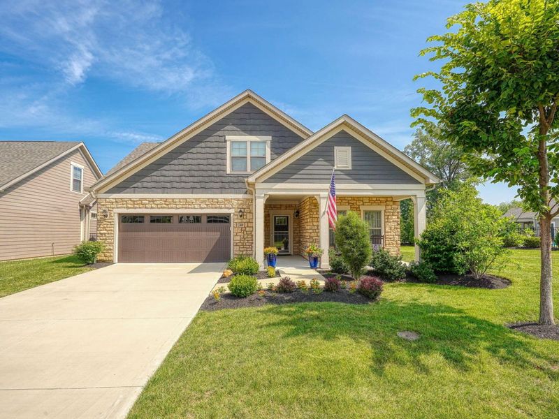 240 Parkgate Court, Delaware, OH 43015 Photo 2