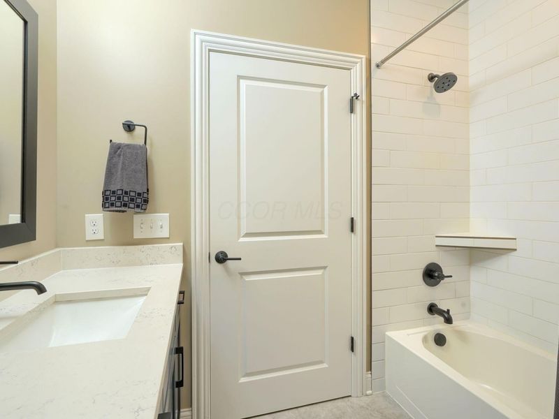 240 Parkgate Court, Delaware, OH 43015 Photo 39