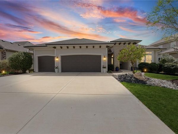 24847 W 98th Street, Lenexa, KS 66227