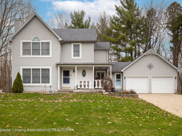 6284 Berner Court, Grand Ledge, MI 48837